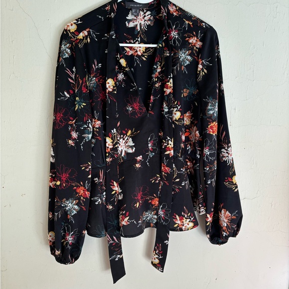 Primark Tops - Primark blouse long sleeves V neck with tie multicolored floral size 10